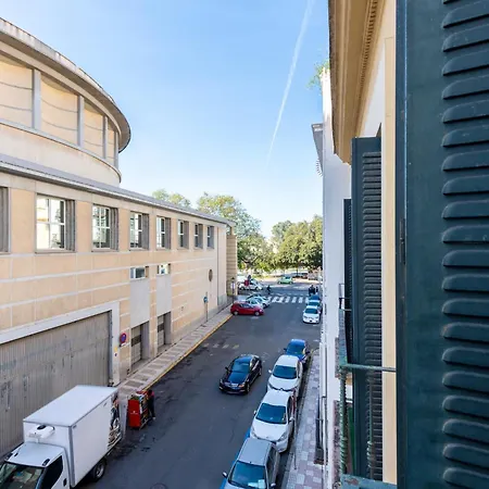 Dos De Mayo Olehousing Sevilla